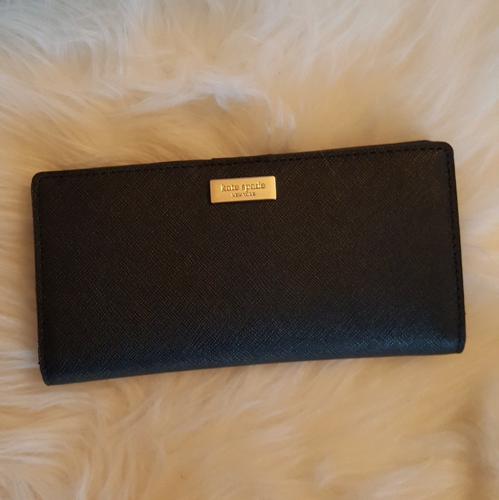 Black Kate Spade Cameron Street Stacy Wallet
